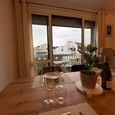 Апартаменты Bright Gem 15 Eiffel Tower View *